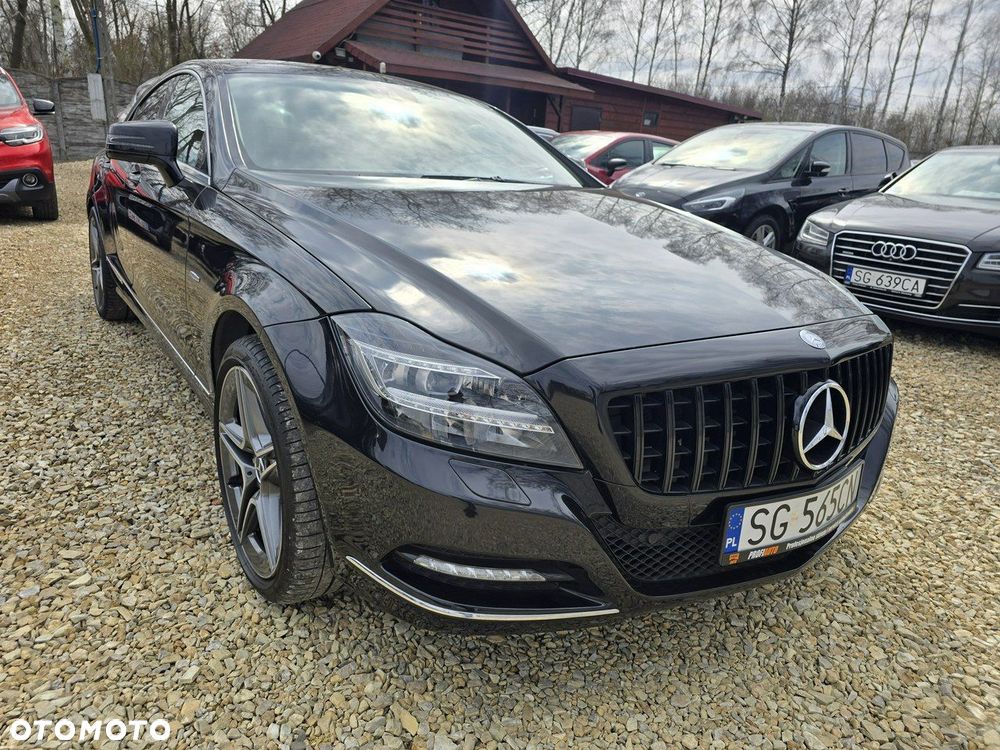Mercedes-Benz CLS - 33