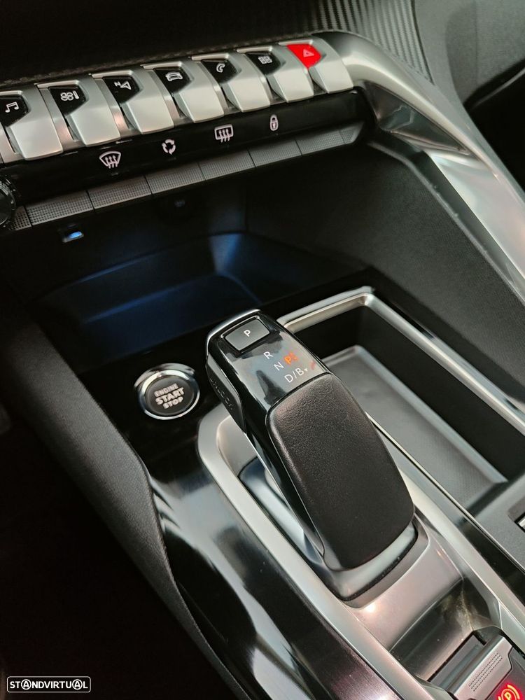 Peugeot 3008 1.6 Hybrid Allure e-EAT8 - 47