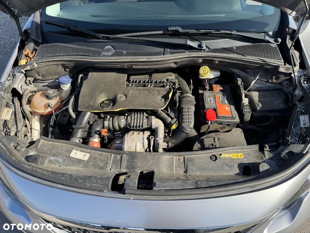 Peugeot 2008 - 7