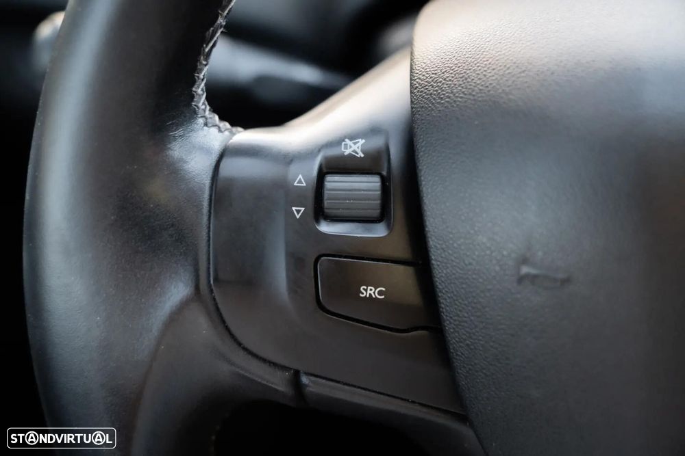 Peugeot 2008 1.6 BlueHDi Allure - 19