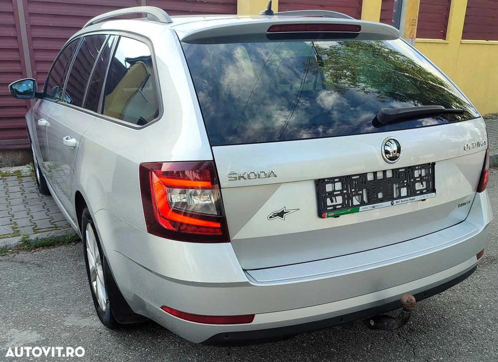 Skoda Octavia - 3