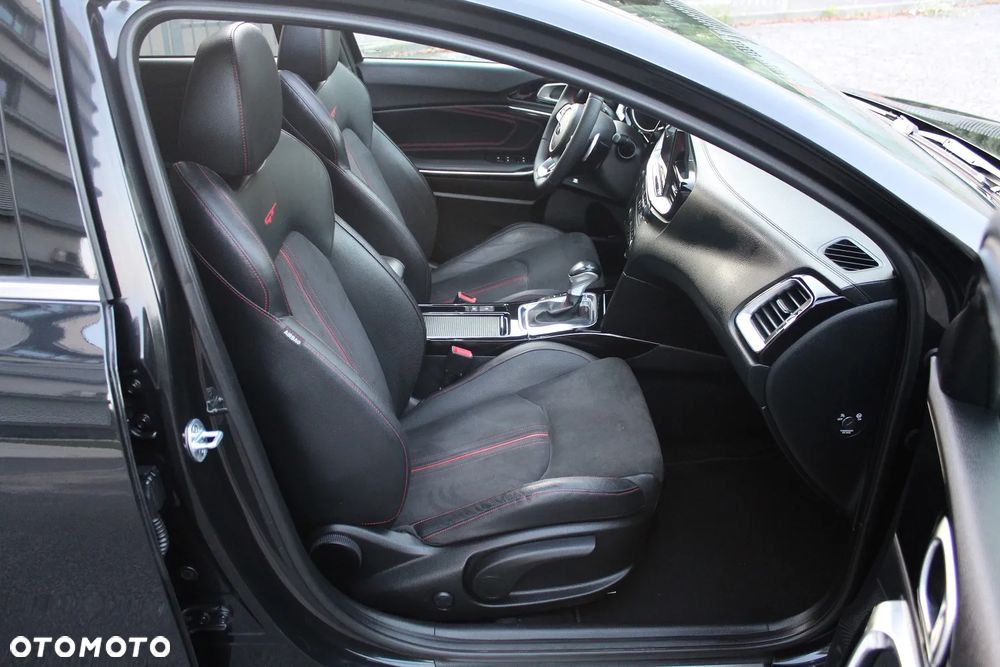 Kia ProCeed - 25