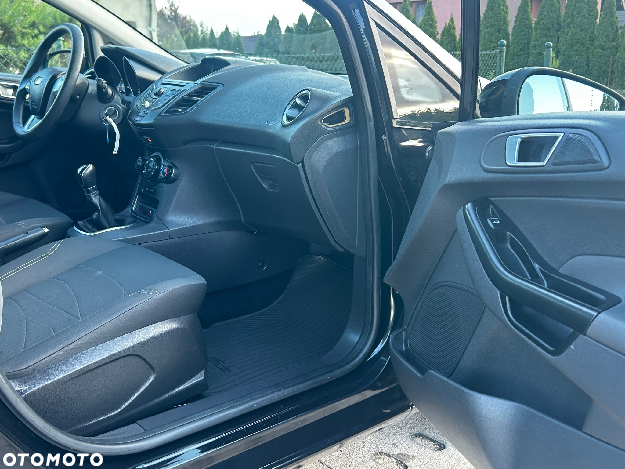 Ford Fiesta 1.25 Celebration - 23