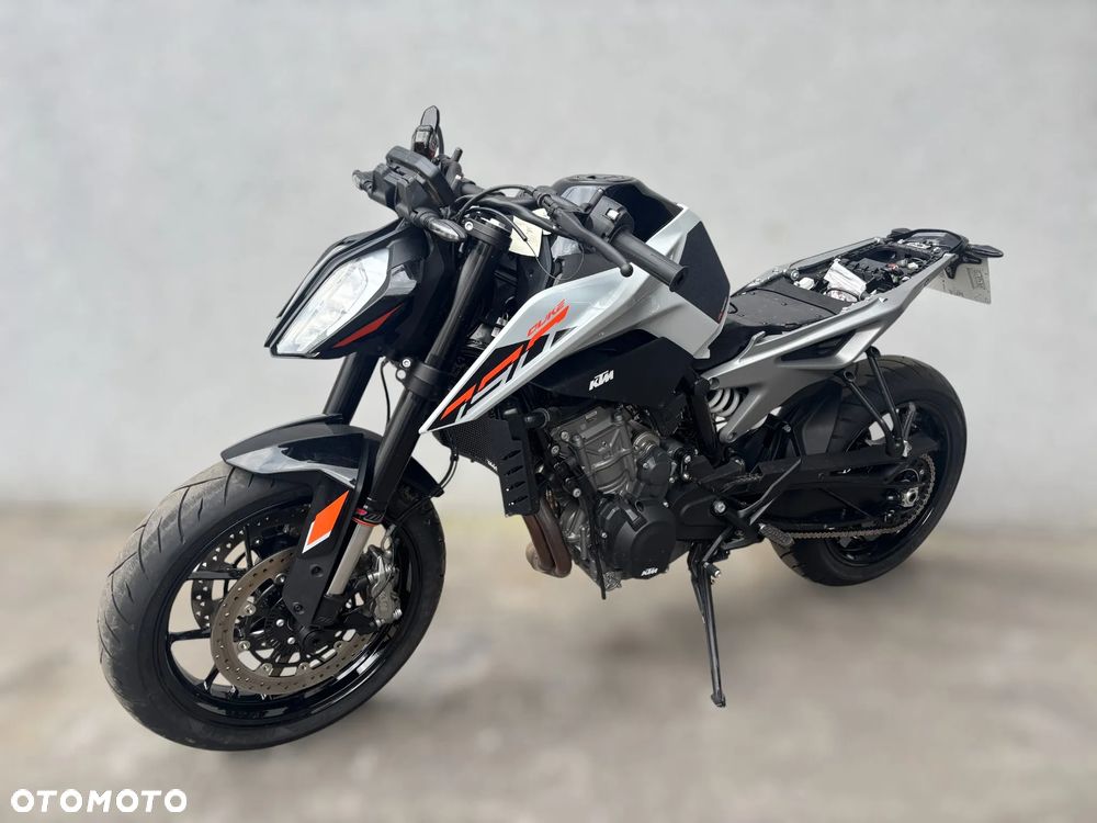 KTM Duke - 6
