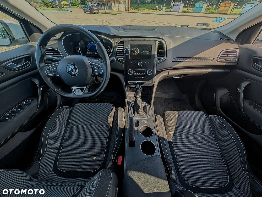 Renault Megane 1.5 Blue dCi Zen - 9