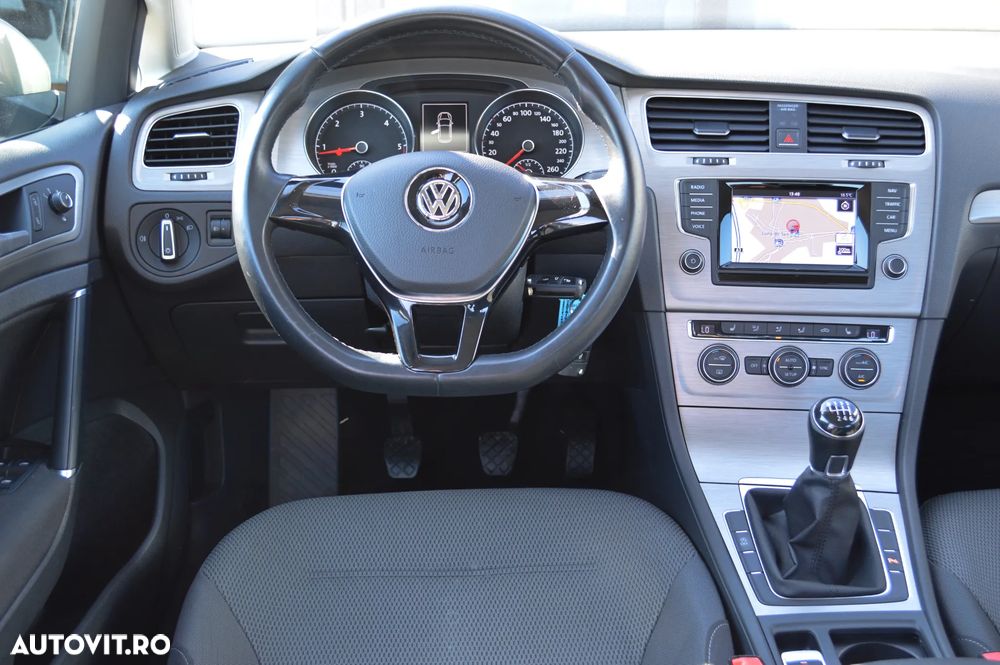 Volkswagen Golf 2.0 BlueTDI Comfortline - 8