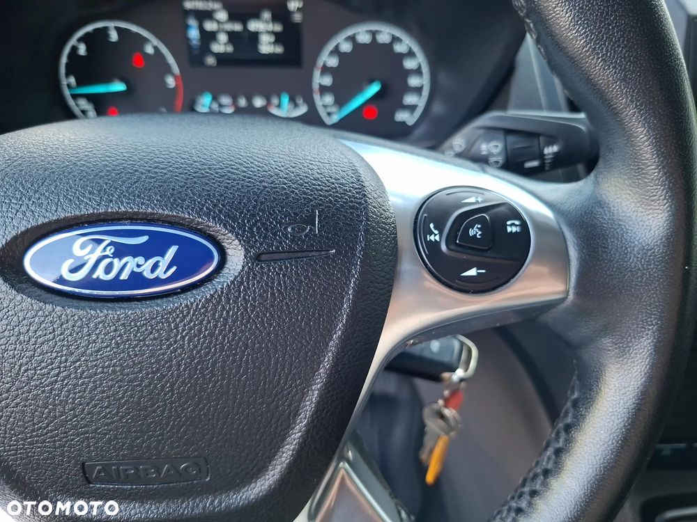 Ford Connect - 24