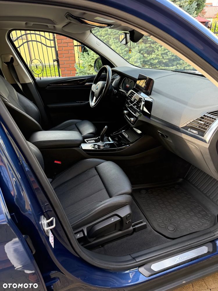 BMW X3 xDrive20d xLine - 13