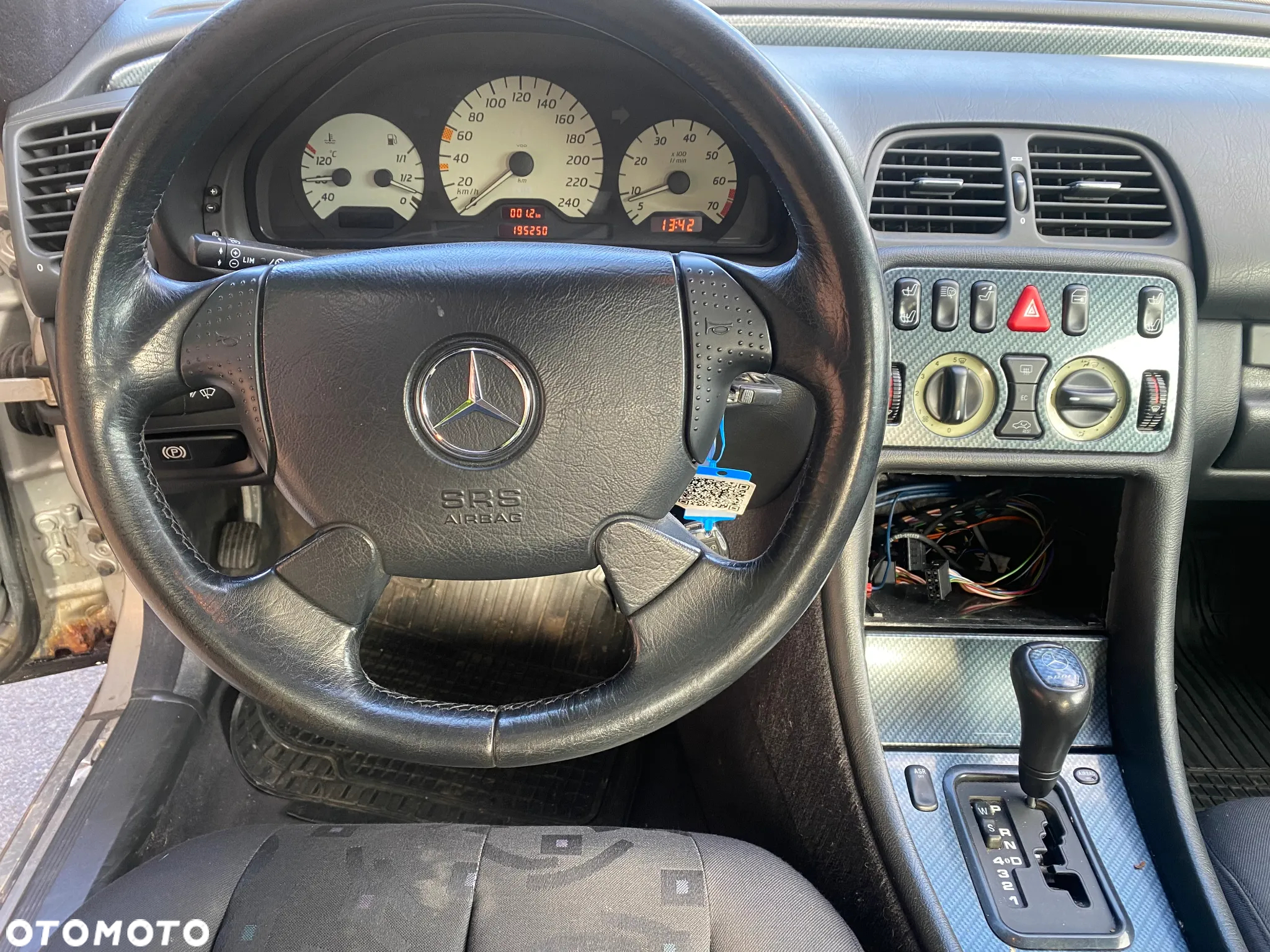 Mercedes-Benz CLK - 17