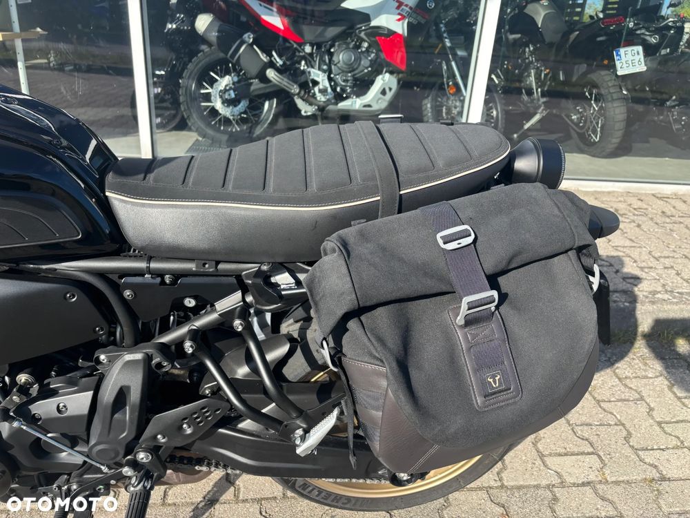 Yamaha XSR - 8