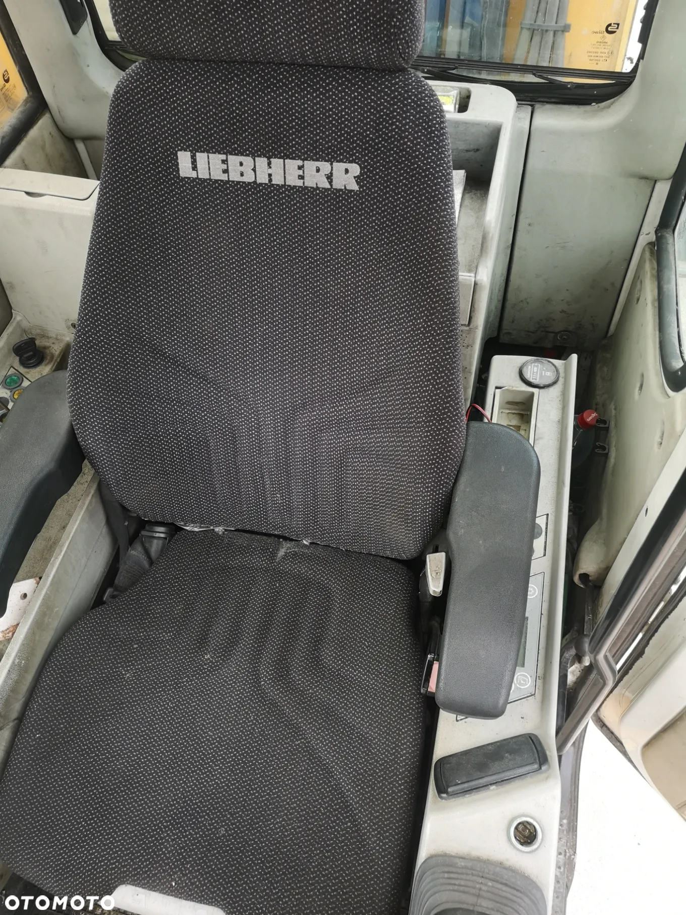Liebherr A 924 c - 16
