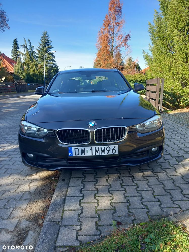 BMW Seria 3 316d - 2