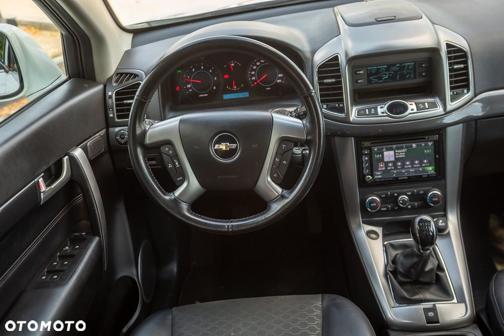 Chevrolet Captiva 2.2 2WD LT+ - 18