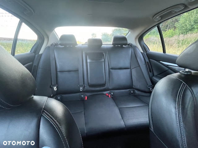 Infiniti Q50 Q50S Hybrid AWD - 9