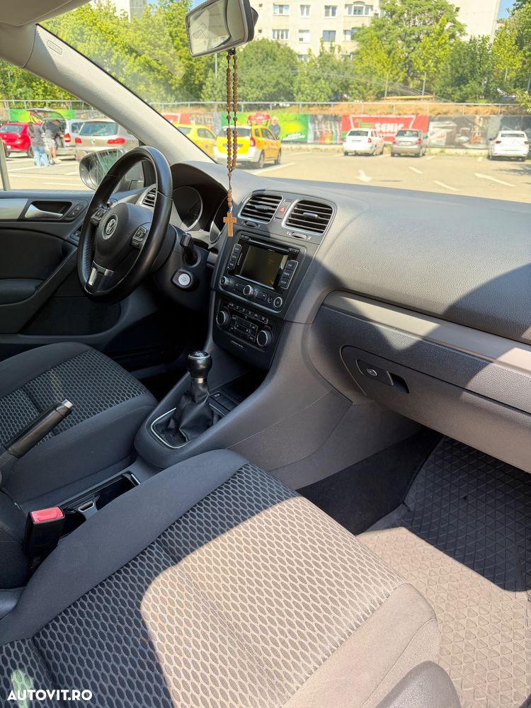 Volkswagen Golf 1.6 TDI BlueMotion Technology Comfortline - 11