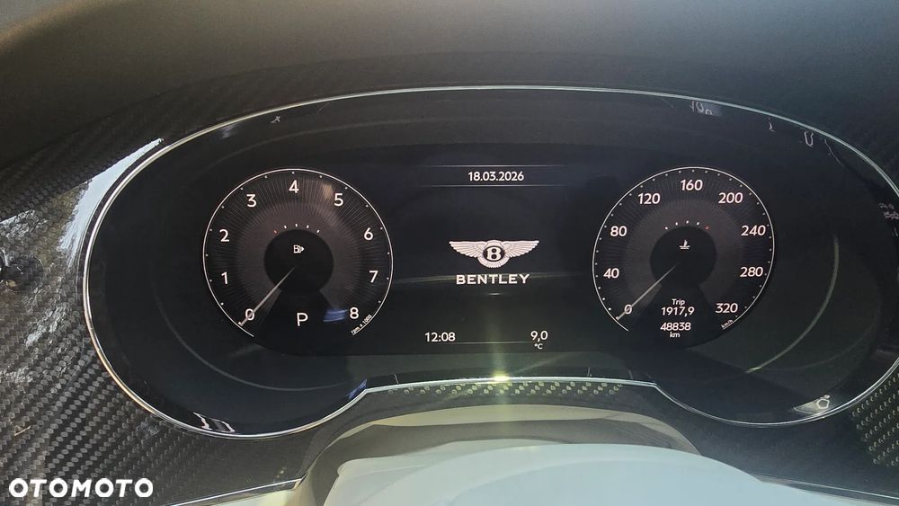 Bentley Bentayga - 14
