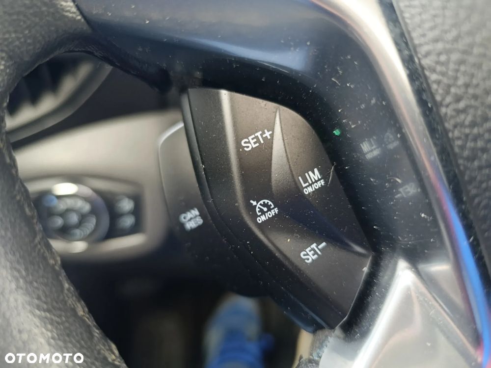 Ford Tourneo Connect - 21
