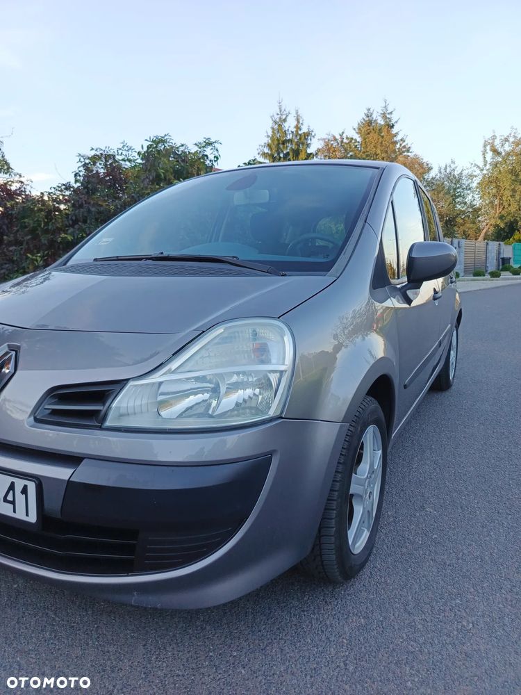 Renault Modus - 10