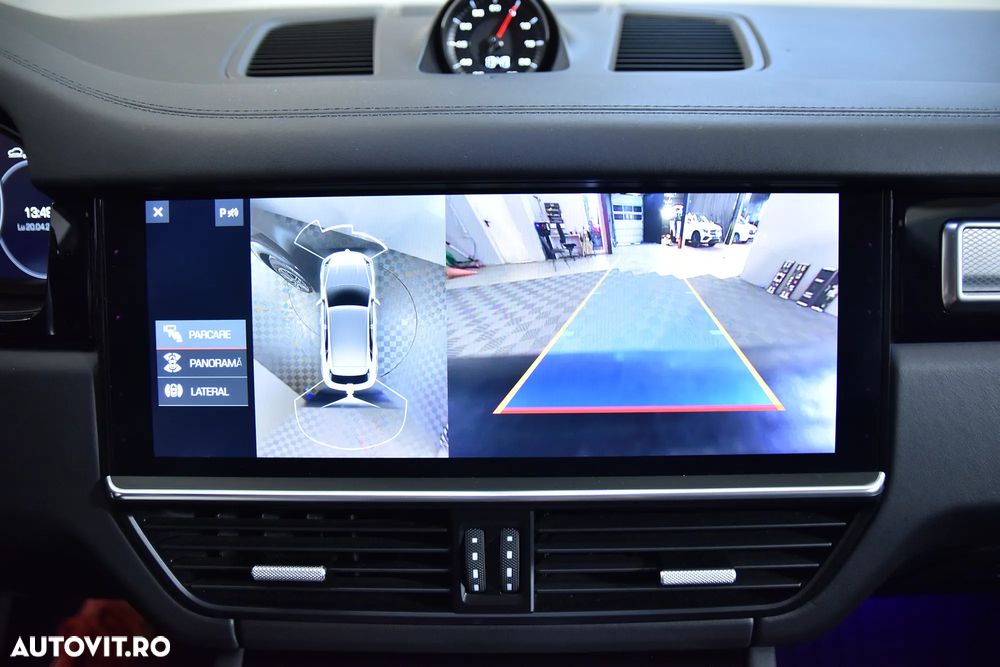 Porsche Cayenne - 21