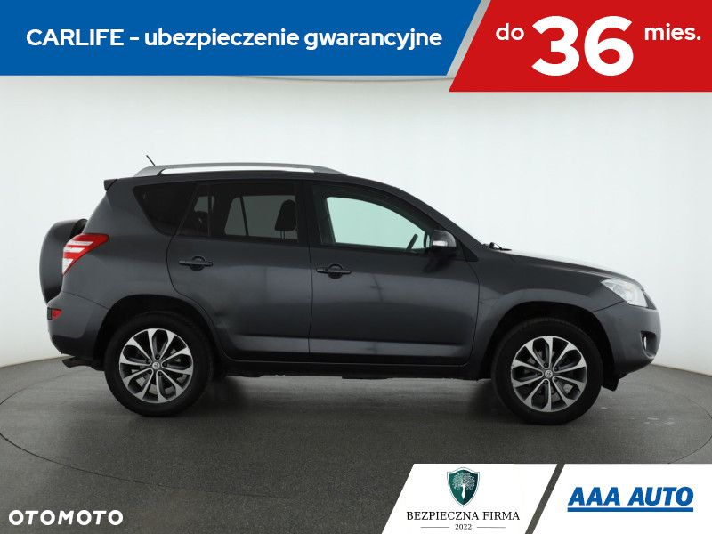 Toyota RAV4 - 7