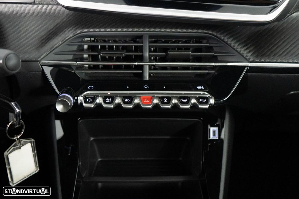 Peugeot 2008 1.2 Style - 24