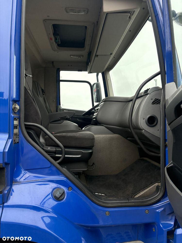 DAF CF 330 / NAUKA JAZDY / DZIENNA KABINA / DO NAUKI JAZDY / STANDARD / EURO 6 / Z HOLANDII / xd - 23