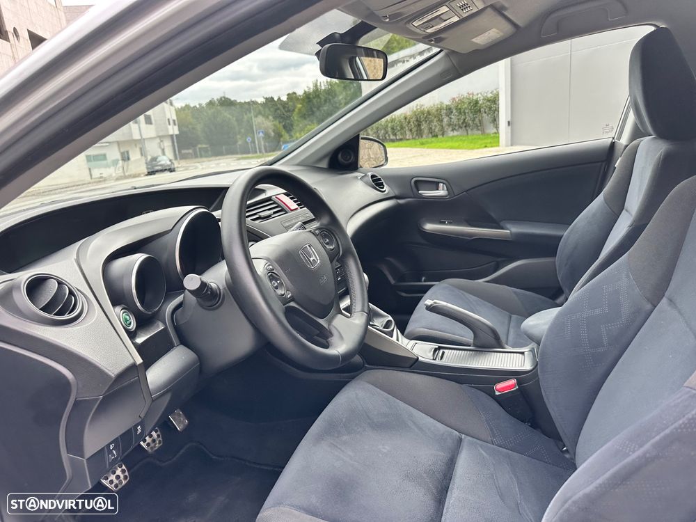 Honda Civic 1.6 i-DTEC Comfort - 26