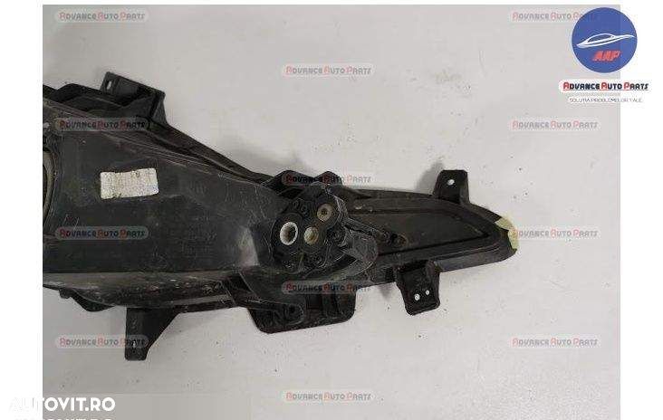 Grila si Proiector Stanga originala Hyundai  Elantra  AD 2015 2016 201 - 5