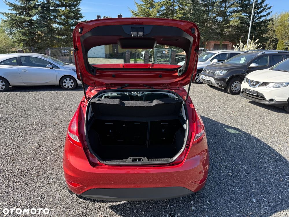 Ford Fiesta 1.4 Autom Ghia - 26