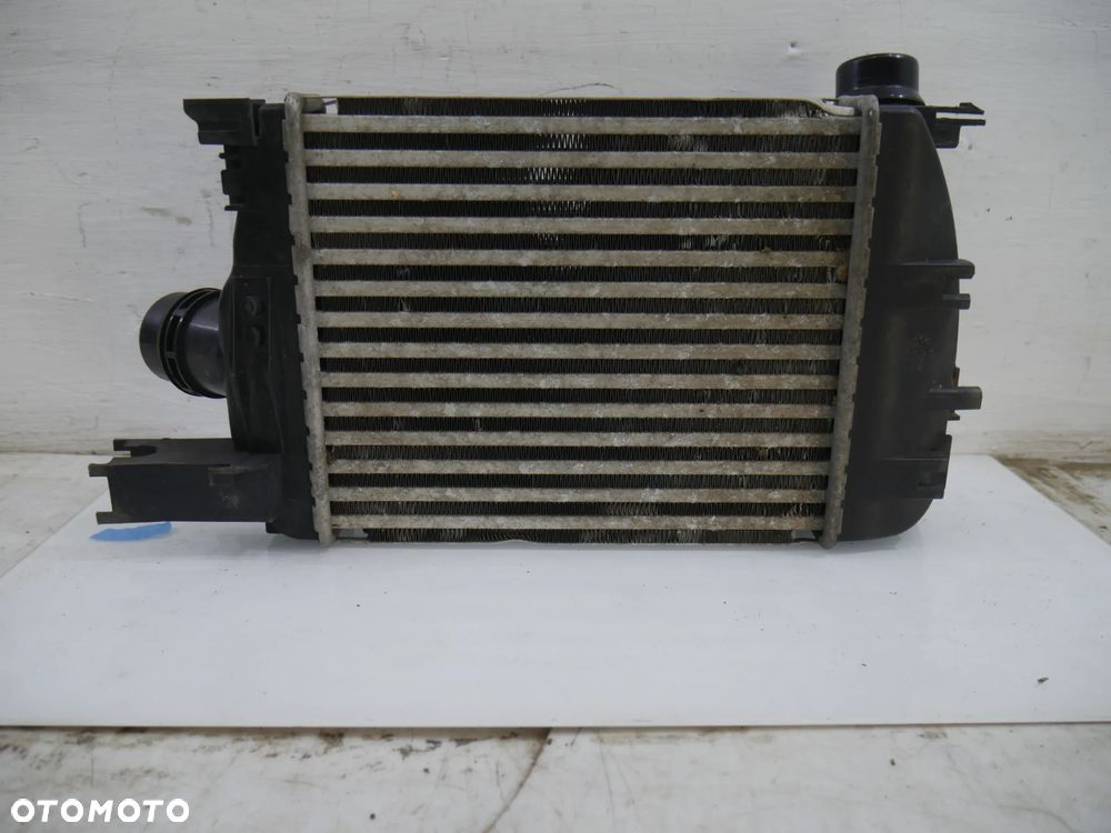 chłodnica powietrza intercooler SANDERO CLIO IV 144963014R