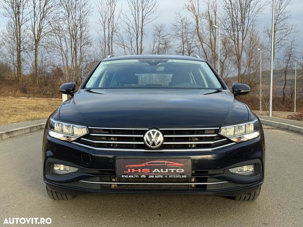 Volkswagen Passat Variant 2.0 TDI SCR DSG Elegance - 18