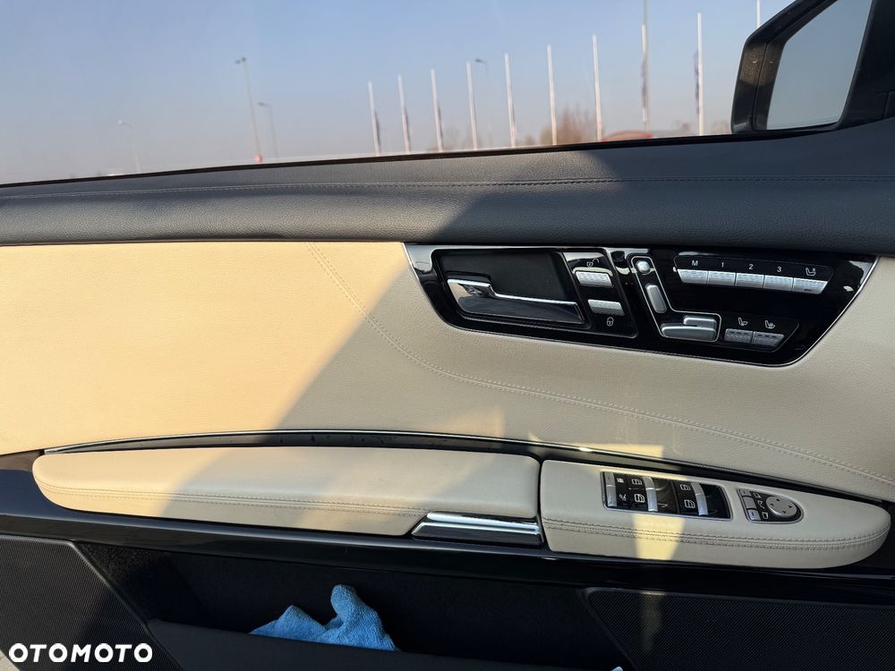 Mercedes-Benz CL 500 4Matic 7G-TRONIC - 15