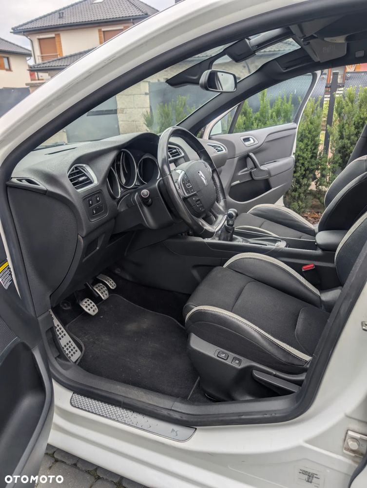 Citroën DS4 1.6 VTi SoChic - 13