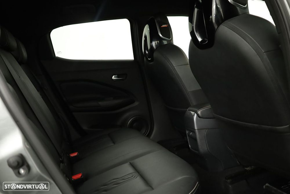 Nissan Juke 1.0 DIG-T Tekna - 21