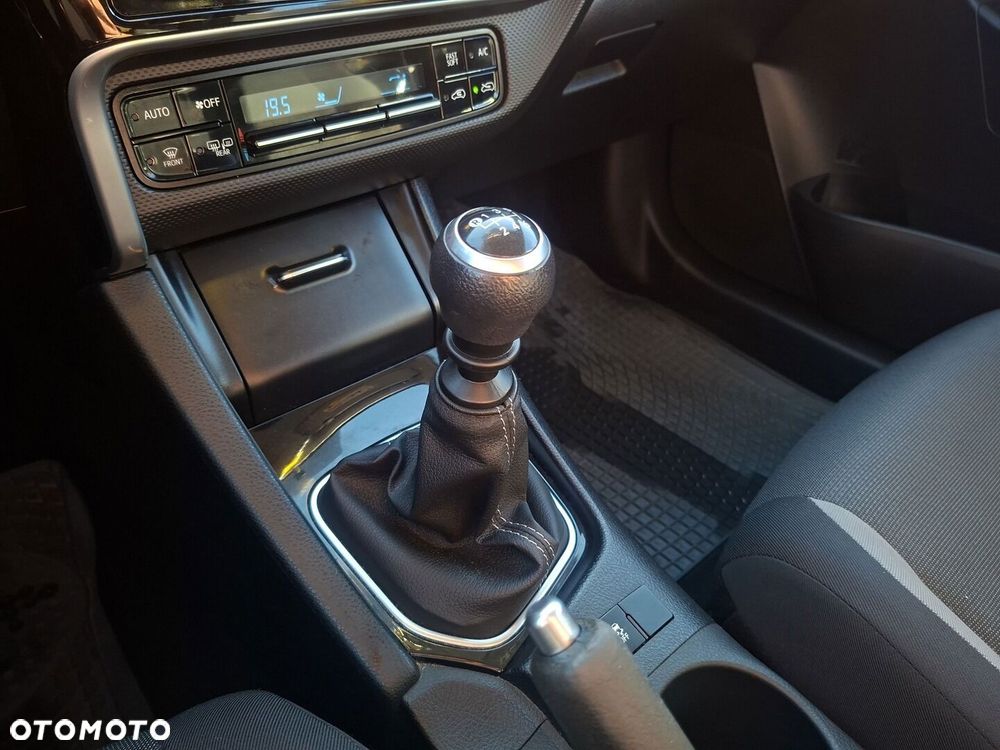 Toyota Auris - 26