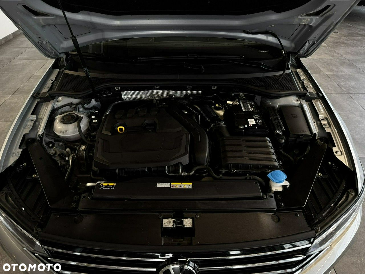 Volkswagen Passat - 22