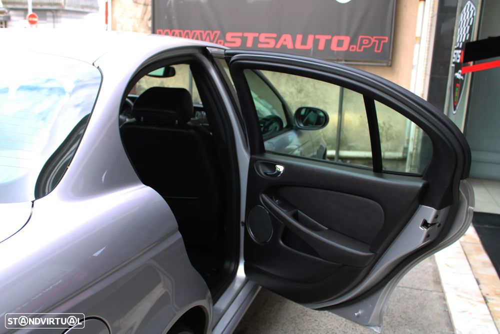 Jaguar X-Type 2.2 D Classic - 27