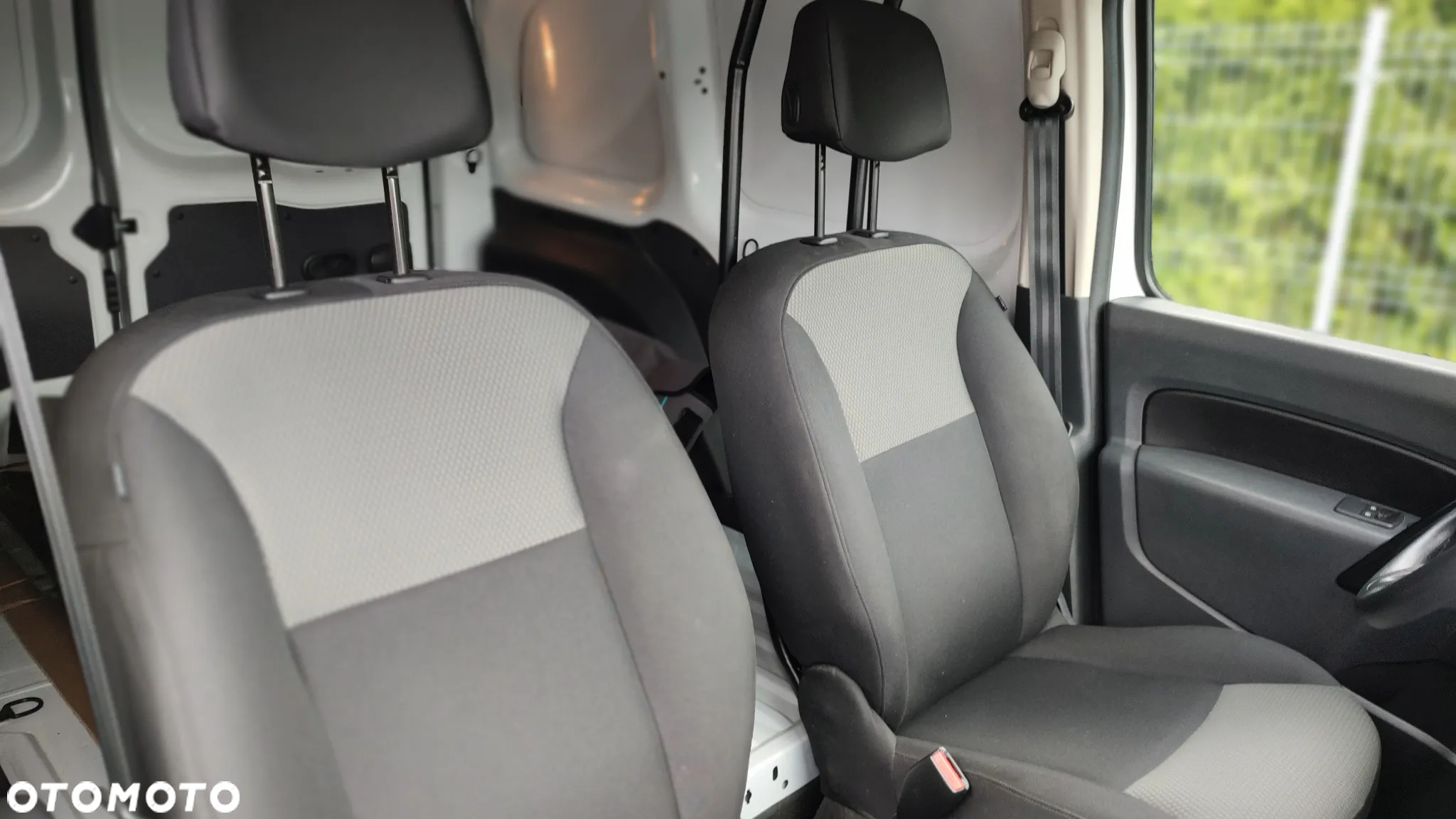 Renault Kangoo ZE - 10