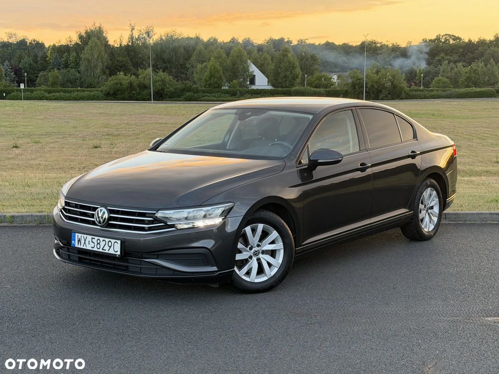 Volkswagen Passat 1.5 TSI EVO Business DSG - 1