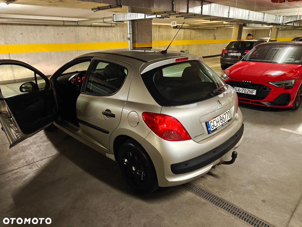 Peugeot 207 1.4 Presence - 5