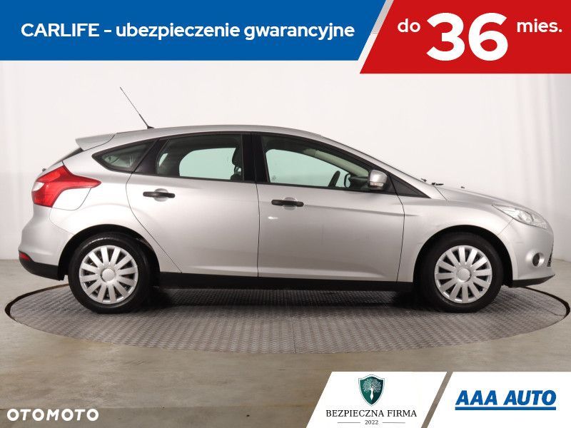 Ford Focus - 8