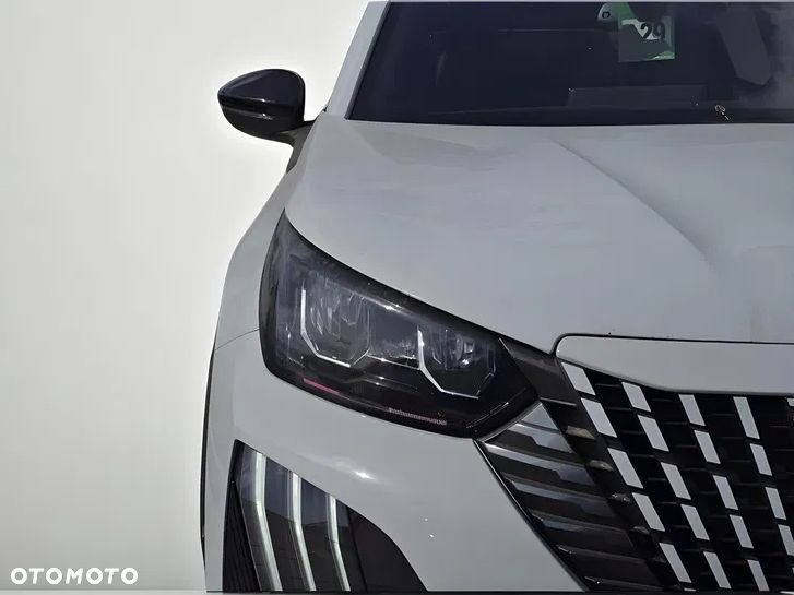 Peugeot 2008 PureTech mHEV Allure e-DCS6 - 22