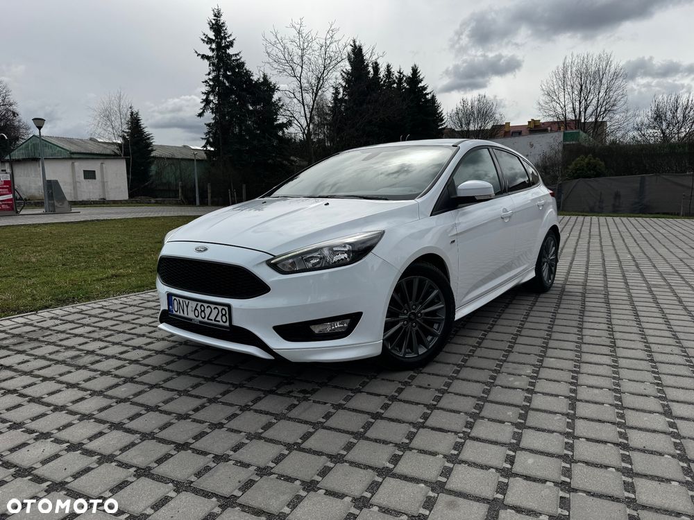 Ford Focus 1.0 EcoBoost Start-Stopp-System ST-LINE - 2