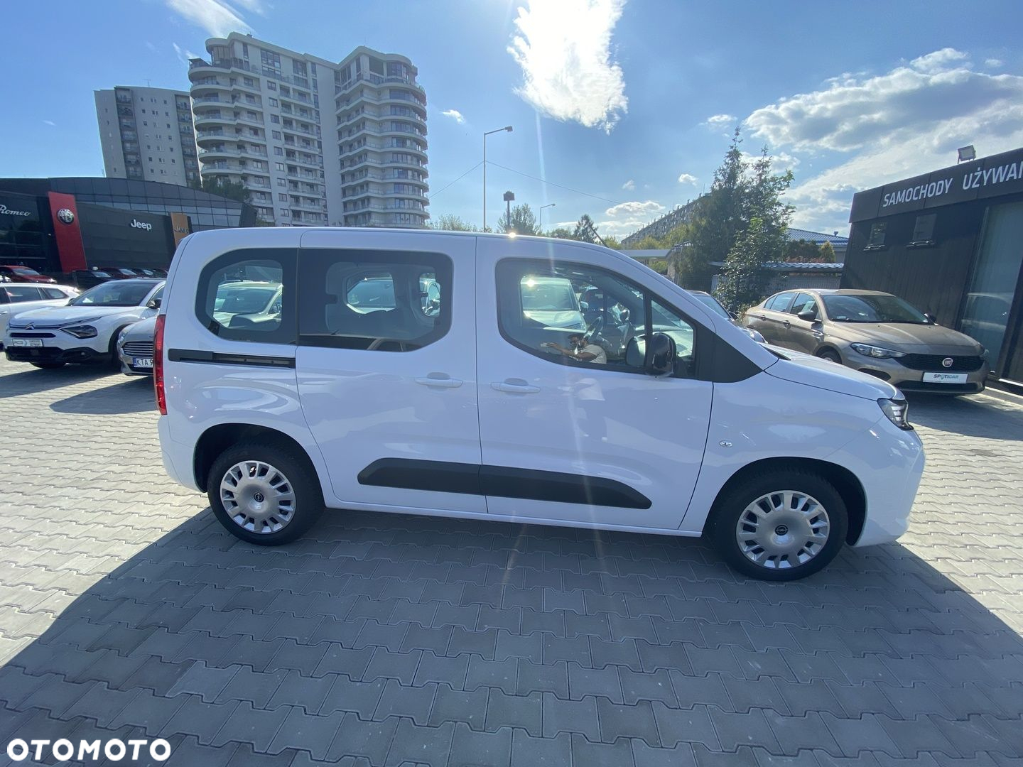 Opel Combo Life 1.2 Turbo Edition S&S - 4