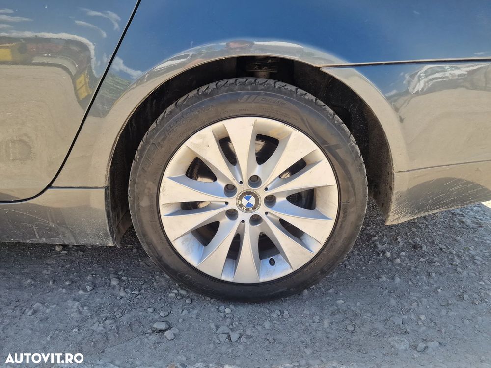 BMW Seria 5 - 12