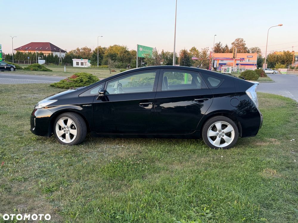 Toyota Prius 1.8 HSD Life - 8