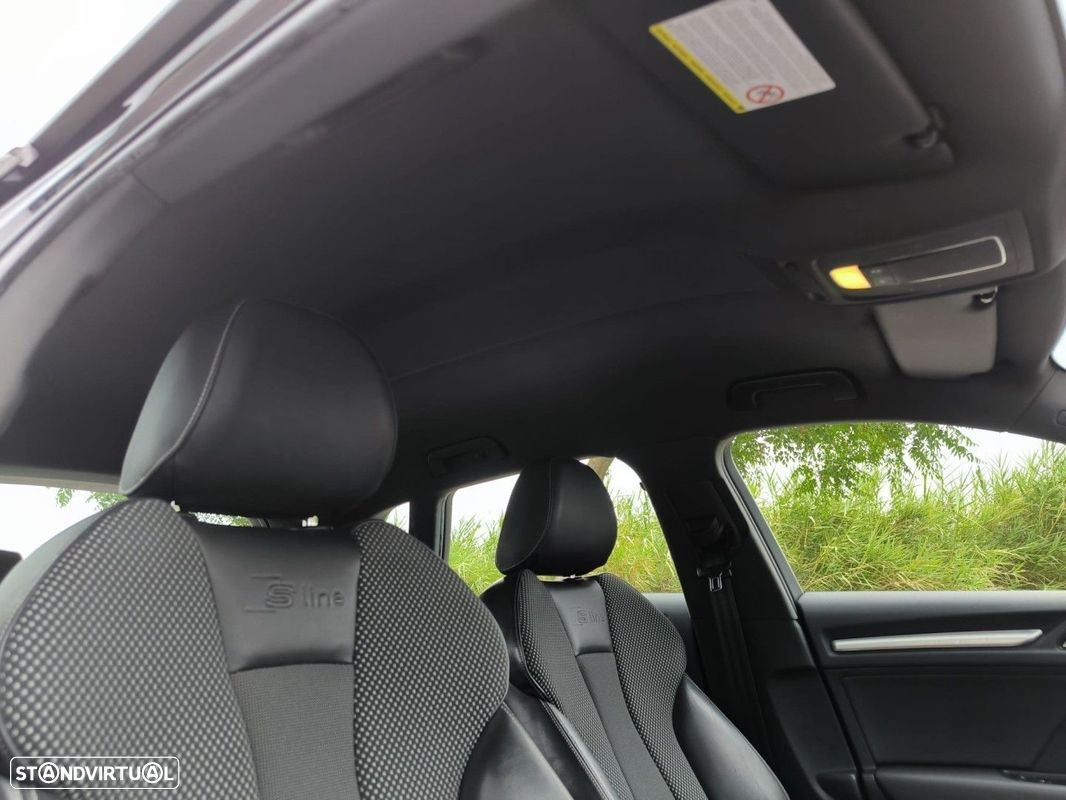 Audi A3 Sportback 2.0 TDI S-line - 45