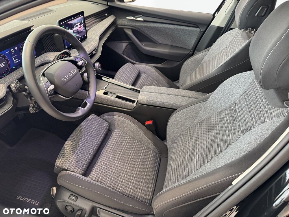 Skoda Superb 1.5 TSI mHEV Selection DSG - 12
