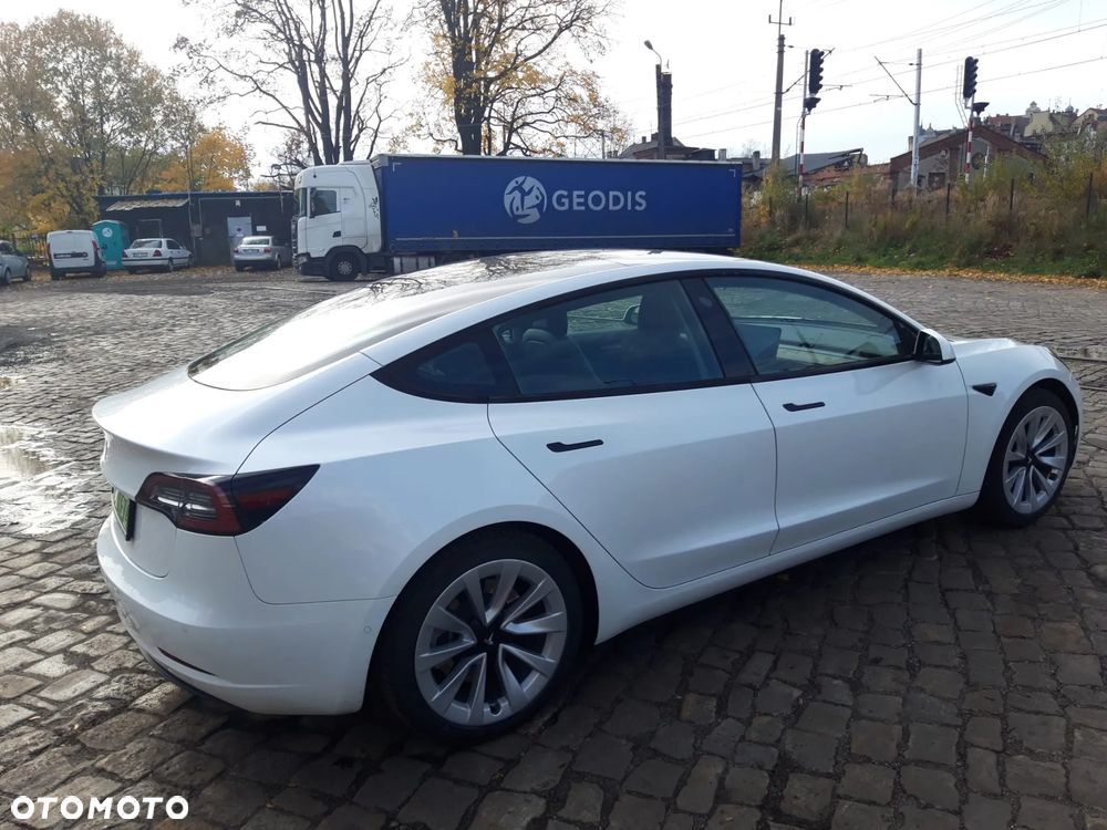 Tesla Model 3 Standard Range Plus - 6