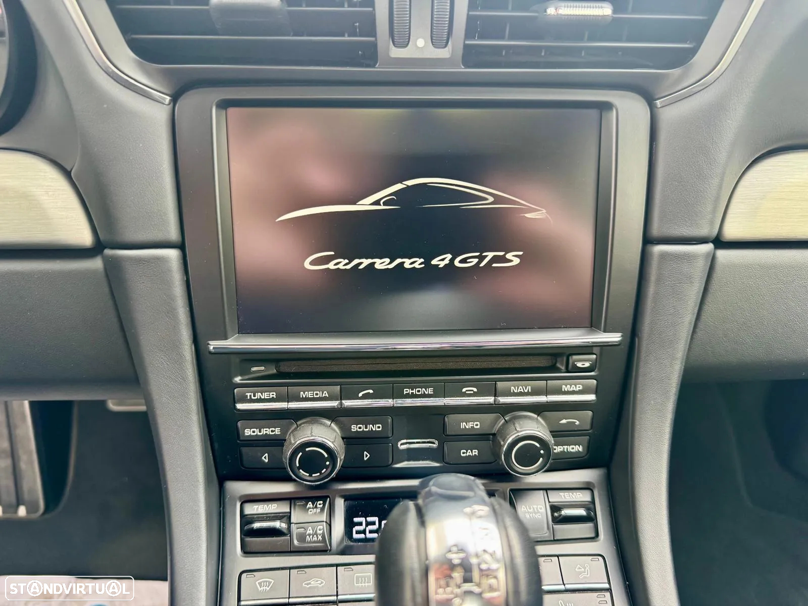Porsche 911 (991) Carrera 4 GTS PDK - 24